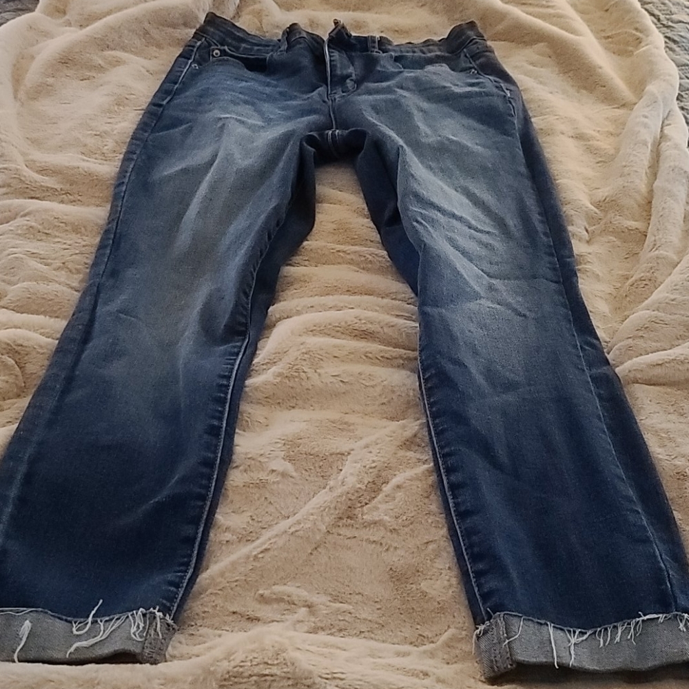 Nicole Miller Cuffed Skinny Jeans